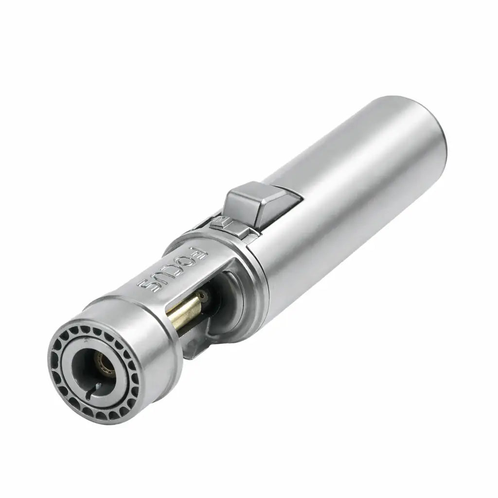 ولاعة غاز متعددة الوظائف مقاومة للرياح مزودة بفتاحة زجاجات، لهب قابل للتعديل حتى 1300 درجة مئوية، قلب من النحاس النقي، تصميم قابل لإعادة التعبئة بغاز البوتان