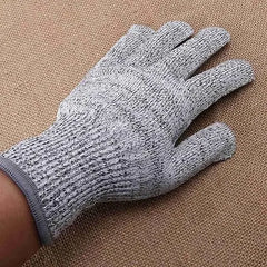 قفازات أمان مقاومة للقطع، مصنوعة من نسيج متقاطع، بتصميم مناسب للاستخدام باليدين اليمنى واليسرى، وقابلة للغسل في الغسالة، مثالية للمطبخ، ونحت الخشب، وتقطيع اللحوم، ولحماية متعددة الاستخدامات.