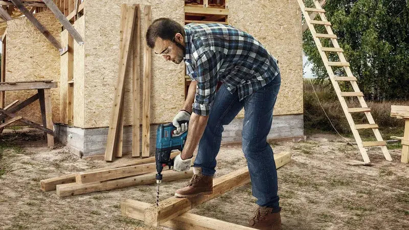 مثقاب مطرقة لاسلكي عالي التحمل من بوشو بقوة 118 فولت مع بطارية مزدوجة، ومشبك تثبيت SDS Plus، ومطرقة دوارة متعددة الوظائف، وتصميم وحدة تروس للخرسانة والمعادن والخشب