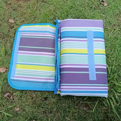 Extra Large Foldable Picnic Blanket 190 × 190 CM – Water-Resistant Oxford Fabric Outdoor Beach & Camping Mat with Carry Handle