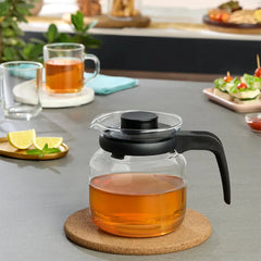 Borosil Vision Borosilicate Glass Carafe with Inbuilt Strainer, Flameproof Microwave Safe Tea Coffee Server