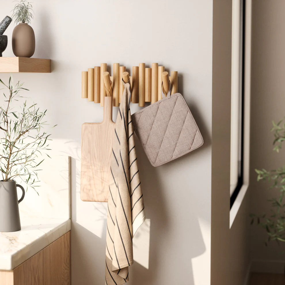 Modern Artistic Picket Rail Wall Mounted Coat Hanging Hooks