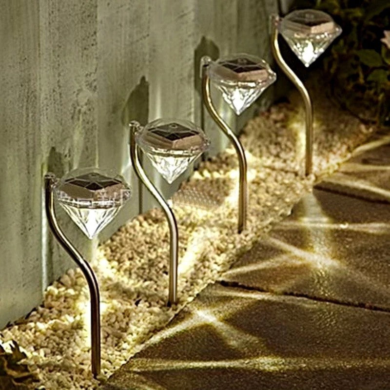 Pack of 4 LED Color Changing Solar Power Diamond Shaped Garden light.